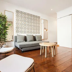 Liberty Duplex Three-bedroom - By Lu Holidays Lisboa